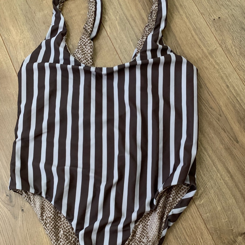 One piece acacia swimwear bikini